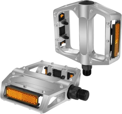 Mountainbikepedalen van aluminiumlegering - Met reflectoren - Mountainbikepedalenset - Opvouwbare pedalen -Antislip - lichtgewicht en eenvoudig te installeren -Geschikt voor mountainbikes, racefietsen en andere fietsen -Zilver