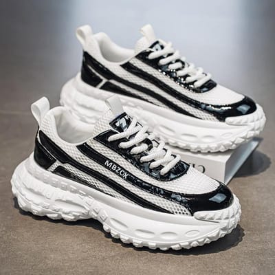 Herenschoenen voor de zomer Nieuwe holle ademende mesh casual sneakers Veelzijdig dikke zool Hoogteverhogend en antislip Daddy schoenen 44 black