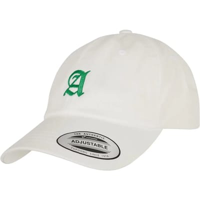 Mister Tee - Letter White Low Profile Cap A Verstelbare pet - Zwart