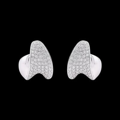Victoria Valenza Zilverkleurige fantasie oorbellen pavé zirkonia stenen – Oorbellen dames – Oorbellen – Oorbellen zilver– Zilveren oorbellen – Zilveren oorbellen dames – zirkonia stenen – Pavé zirkonia stenen