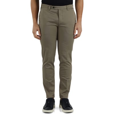broek man modder