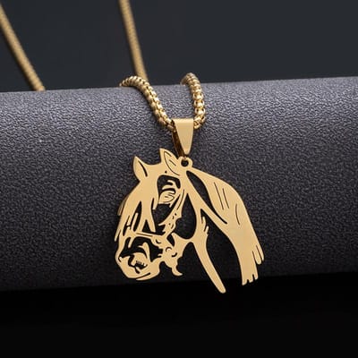 Collier pendentif tête de cheval creuse en acier inoxydable Sport pour hommes femmes Accessoires de bijoux équestres gray