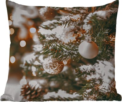 Sierkussen Buiten - Kerst - Kerstboom - Winter - Binnen - Sneeuw - 60x60 cm - Weerbestendig