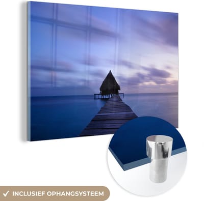 ® Glasschilderij 180x120 cm - Schilderij acrylglas - Een hut op het water in de Glover’s Reef in Belize - Foto op glas - Muurdecoratie woonkamer - Wanddecoratie slaapkamer - Schilderijen