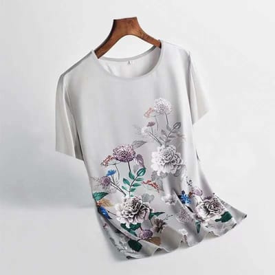 T-shirt à manches courtes et col rond pour femmes, haut haut de gamme en soie glacée, pull fin, chemise de fond, grande taille, surdimensionné, chemise à imprimé floral, quotidien M gris