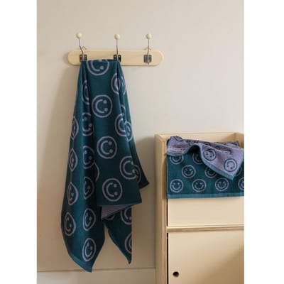 Nouvelle serviette de bain souriante en coton peigné, color-block, confortable et facile à laver. Serviette de bain B&B en pur coton tricoté. 35 * 76