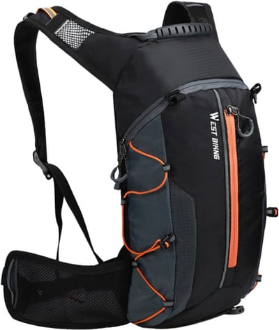 CarryQuest® - 16L Opvouwbare Fietsrugzak - Waterafstotende Nylon Outdoor Rugzak met Ademend Rugpaneel, Borstband, Heuptas & Toploader - 44x26x9 cm - Zwart/Oranje