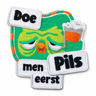 Fjesta© Kruikenstad embleem - Doe men eerst pils