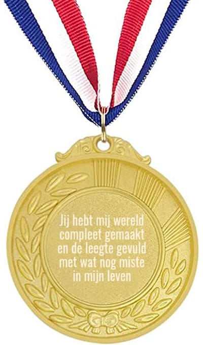 Akyol - jij hebt mij wereld compleet gemaakt en de leegte gevuld met wat nog miste in mijn leven medaille - verjaardag - cadeau voor vriendin/vriend - cadeau - kado - geschenk - gift - vriendin/vriend artikelen