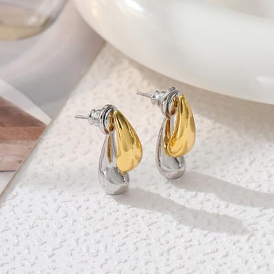 Gladde Tweekleurige Waterdruppel Achterkant Hangende Post Geometrische Stud Oorbellen voor Vrouwen Persoonlijkheid Sieraden Vriendin Cadeau beige