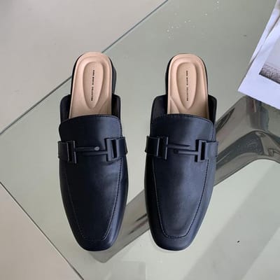 Designer de luxe Boucle Femmes Mules Pantoufles Plat Mocassins Occasionnels Mocassins À Bout Fermé Mode Confortable En Cuir Pu Diapositives Chaussures Printemps 40 noir