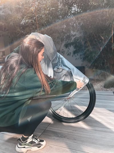 Fietsgarage - Fiets beschermhoes - Buiten stalling - Waterafstotend materiaal - 200 x 110 cm - Grijs