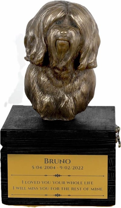 Tibetaanse Terrier urn hond met gravure en hondensculptuur, handgemaakt