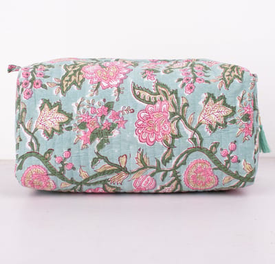 Bambooya make-up tas - Bohemian - Ibiza Style - Made in India - Tassel - Lichtgroen met roze bloemen - Small ( 17 x 12 x 7 cm )