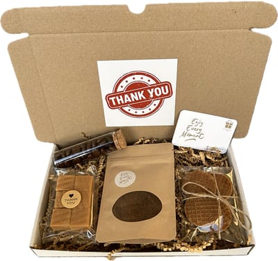 Bedankt koffie brievenbus cadeau - chocolade mokkaboontjes - koffie - stroopwafels