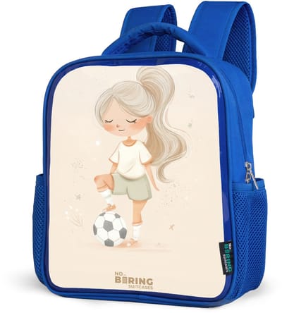 NoBoringSuitcases.com® - Rugzak blauw - Schooltas jongens - Meisje met een voetbal in beige kleuren - Kinder rugtas jongen - Boekentas kind - Kinderrugzak voor school - Schoolrugzak