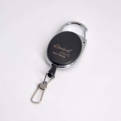 Quick  JoJo | sleutelhanger | pashouder | skipashouder | met intrekbare kabel. Zeer snel en effectief in gebruik.