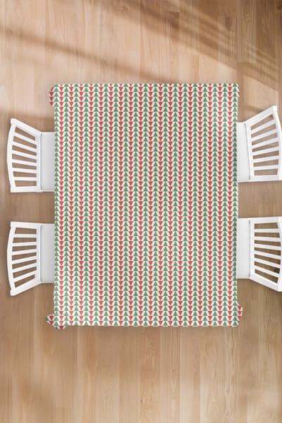 Kerst Tafelkleed - Kerstmis Decoratie - Tafellaken - Kerst - Patronen - Driehoek - 150x200 cm - Kerstmis Versiering - Tafeldecoratie Kerstmis - Kerstdecoratie tafel - Tafelversiering