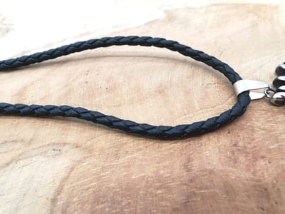 1+1 gratis Zwart gevlochten leren ketting, L45 cm, D3 mm. dubbel plezier voor zeer kleine prijs