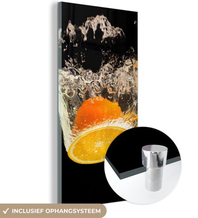 MuchoWow® Glasschilderij 60x120 cm - Schilderij acrylglas - Sinaasappel - Stilleven - Water - Zwart - Fruit - Foto op glas - Schilderijen