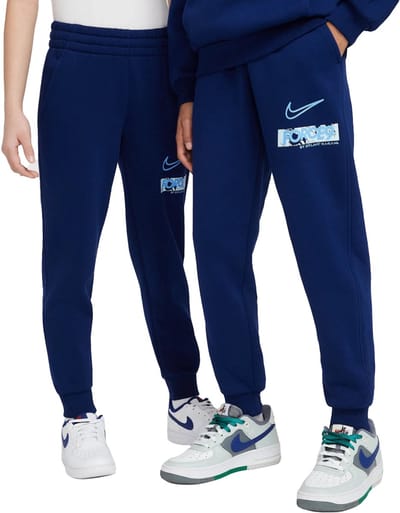 Nike club fleece joggingbroek kids in de kleur blauw.
