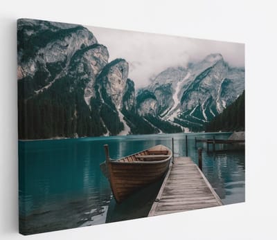 Saammp Canvas Schilderij - Boot aan steiger in de dolomieten - Landschap - Natuur - 45x30 - Foto op canvas - Wanddecoratie - Muurdecoratie Woonkamer - Slaapkamer decoratie - Canvas Print