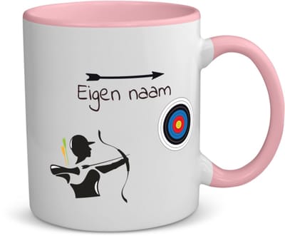 Akyol - boogschieten met eigen naam - koffiemok - theemok - roze - Sport - boogschieters - cadeau - verjaardag - geschenk - gepersonaliseerde jongens en meisjes - 350 ML inhoud