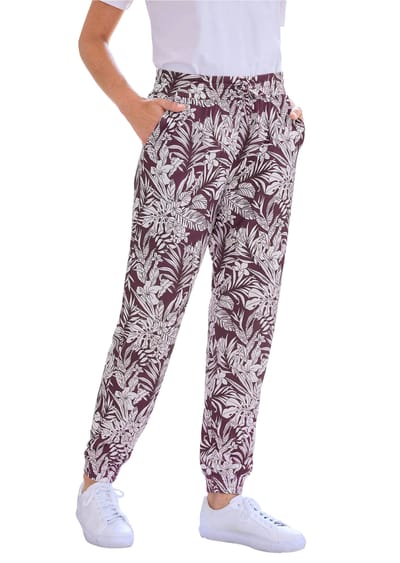 Comfortabele joggingbroek met bladerprint - donkerrood / wit / gedess. - Gr. 24 van Goldner Fashion