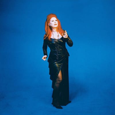 Venus B/w Radio In Bed (7i, Chocking Blue Cover)