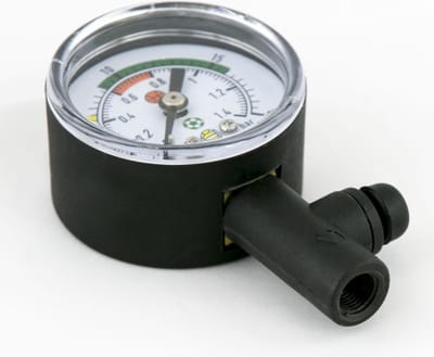 Manometer met geïntegreerde naald