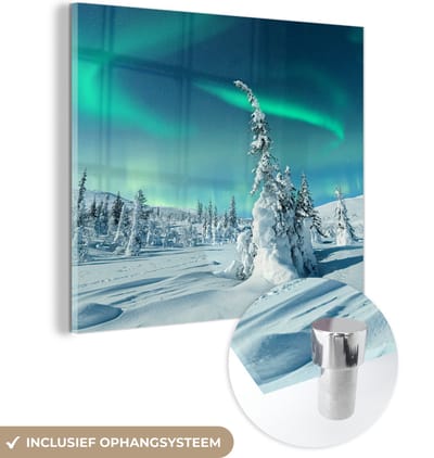 MuchoWow® Glasschilderij 90x90 cm - Schilderij acrylglas - Noorderlicht - Sneeuw - Landschap - Winter - Den - Foto op glas - Schilderijen