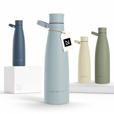 LARS NYSØM Nåde Roestvrijstalen drinkfles 750ml - BPA-vrije geïsoleerde waterfles 0,75 Liter (Sky Blue)