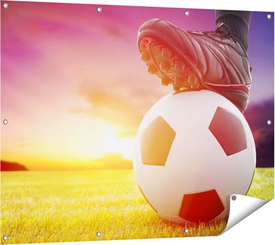 Gards Tuinposter Klassieke Voetbal Aftrap met Zonsondergang - 120x90 cm - Tuindoek - Tuindecoratie - Wanddecoratie buiten - Tuinschilderij