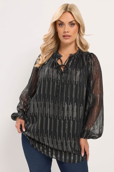 Yours Curve Zwarte Blouse Met Ruchekraag En Metallic Detail Size 42