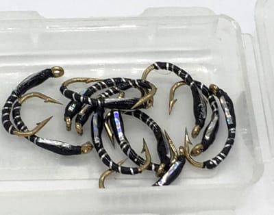 Vliegen Visserij - Holografische Buzzer - Forel Vissen - Scherpe Haken - 12 Stuks - Zilver Zwart
