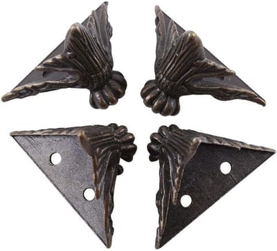 Messing sieraden opbergdoos met hoekbeschermer van been en zinklegering - Antiek design voor bewaren en organiseren van sieraden.