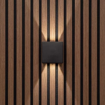 Akudeco – Oplaadbare wandlamp met 5200mAh accu en bewegingssensor – Met verstelbare lichtbundel – 3000k – Zwart