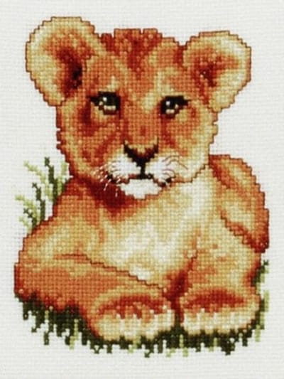 Pako Borduurpakket met telpatroon - Jong Leeuwtje - 210.846 - voorgesorteerd garen - Aida ivoor - 13 x 17 cm - DIY kit