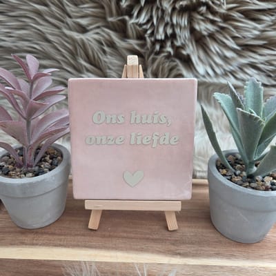 Robuust wenstegeltje “Ons Huis, Onze Liefde” – Liefde Cadeau – Woondecoratie – Relatie – Trendy nu – Valentijn – Handmade – Housewarming – Vriendschap