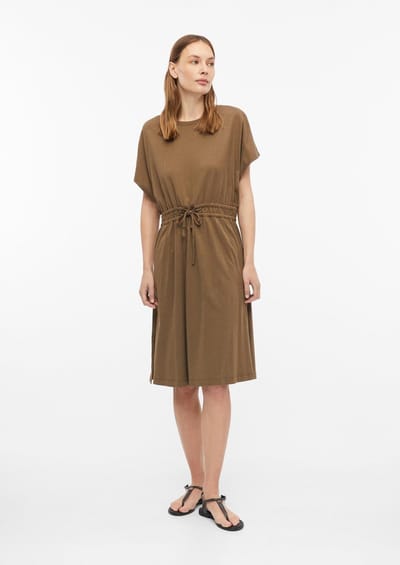 Mouwloze Jersey Jurk met Koord en Uitlopende Zoom Dames s.Oliver