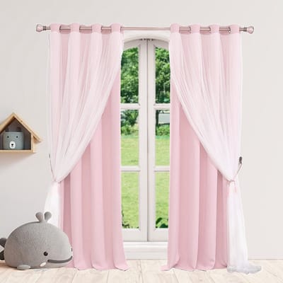 Qelus Verduisterende Gordijnen - Kant en Klaar Gordijn - Dubbellaags Verduisterend Gordijn met Thermo Isolatie - 1 stuk Ringoptie voor Slaapkamer, Thermisch Isolerend & Lichtwerend Voor Woonkamer - B 132 x H 160cm (Roze)