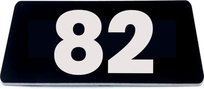 Nummerplaatje 82 - 80 x 50 x 1,6 mm - Zwart/wit - incl. 3M-tape | Nummerbordje - Deur en kamernummer - brievenbusnummers - Gratis verzending - 5 jaar garantie