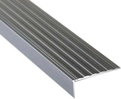 Traprandprofiel Aluminium - Metalen Trapneus - Trap Rand Beschermen - Antislip Oppervlak - 120cm - Grijs