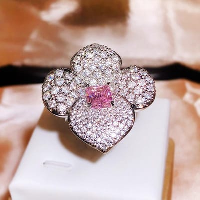 Luxe Volledige Diamant Rijke Bloem Vierkant Geslepen Imitatie Roze IJsbloem Geslepen Hoge Koolstof Diamant Ring Adjustable opening gray