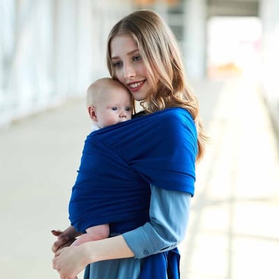 Baby Draagzak – Blauw – Baby Carrier voor Baby en Peuter – Baby Sling – 95% Katoen & 5% Spandex – Ergonomisch – Comfortabel – Veiligheidsriem – Verstelbaar – Ondersteuning voor Ouders – Praktisch – Dagelijks Gebruik