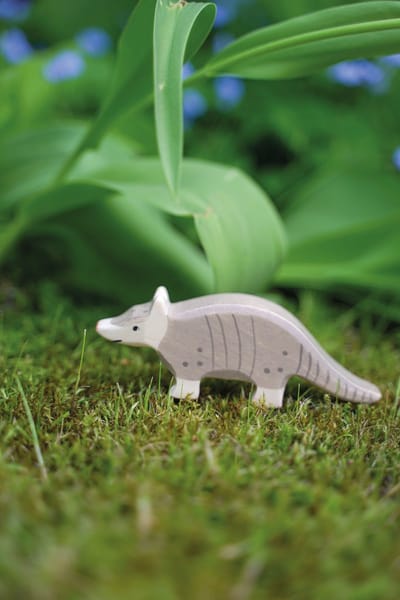 HOLZTIGER Bosdieren - Gordeldier - 12X2,3X4,2Cm - Houten Figuur - Handgemaakt