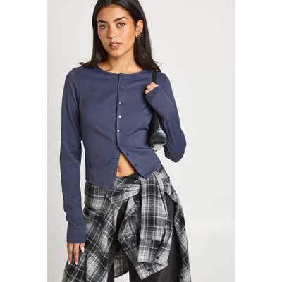 boohoo Dames Peached Sculpt Drukknoop Doorknoop Lange Mouwen Top | Midnight Blue | Maat: 40