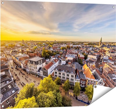 Gards Tuinposter Groningen Skyline Stad bij Zonsondergang - 100x80 cm - Tuindoek - Tuindecoratie - Wanddecoratie buiten - Tuinschilderij