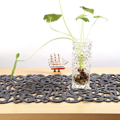Dailygoods- Tafelloper - Vilten Tafelkleed - Rechthoekig - Decoratie - Bloemmotief - Bescherming tegen krassen - Geschikt voor dagelijks gebruik