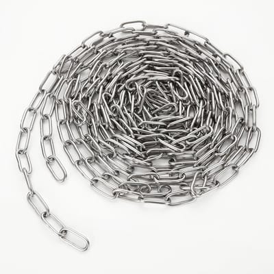 Robuuste 6 meter lange RVS ketting met gelaste stalen schakels voor hekwerk, hondenuitlaat en drogen, maximale belasting 200 kg